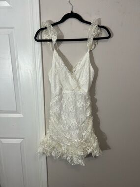 NWT Angel Biba White Lace Dress,medium